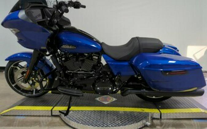 2024 Harley-Davidson Road Glide™ Blue Burst - Black Finish