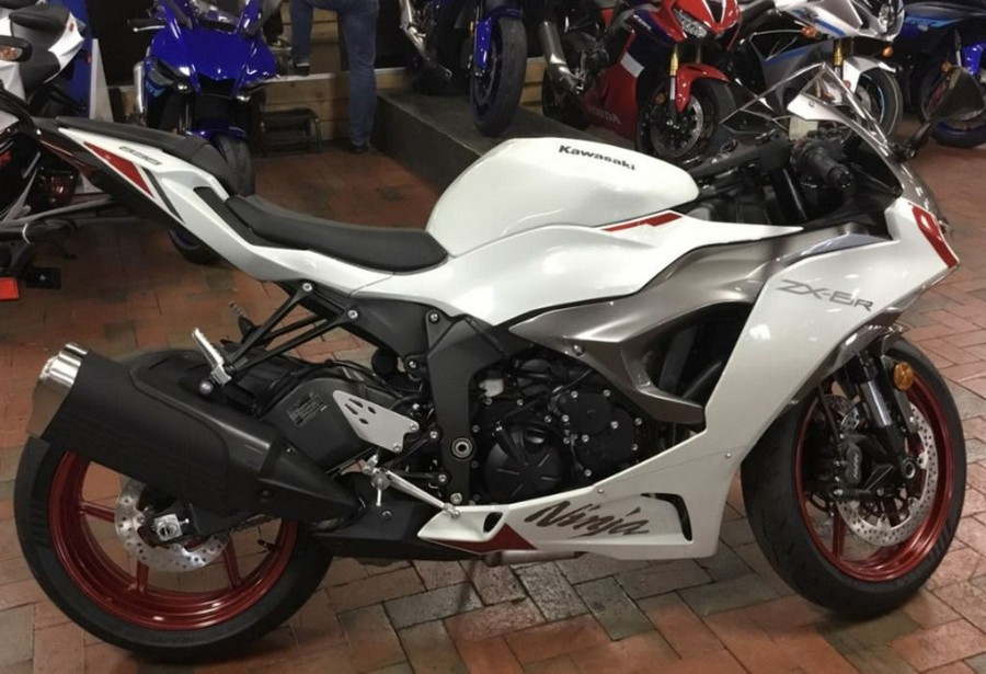 2025 Kawasaki Ninja® ZX™-6R