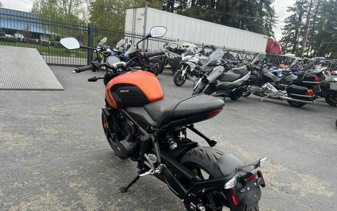 2023 Triumph Trident 660 Matte Baja Orange / Matte Storm Grey