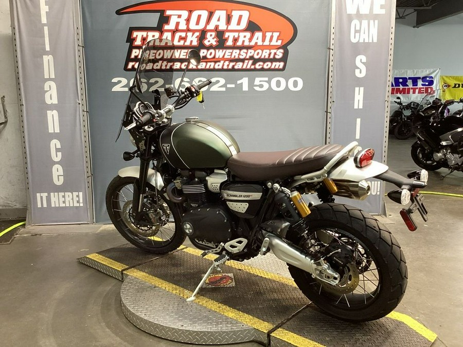 2022 Triumph Scrambler 1200 XC Matt Khaki Green Matt Jet Black