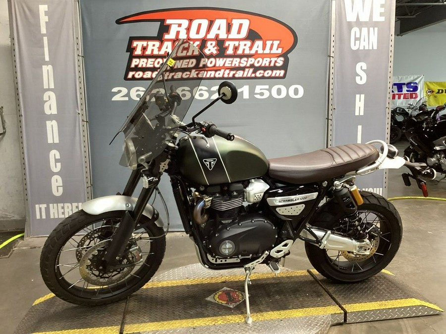 2022 Triumph Scrambler 1200 XC Matt Khaki Green Matt Jet Black