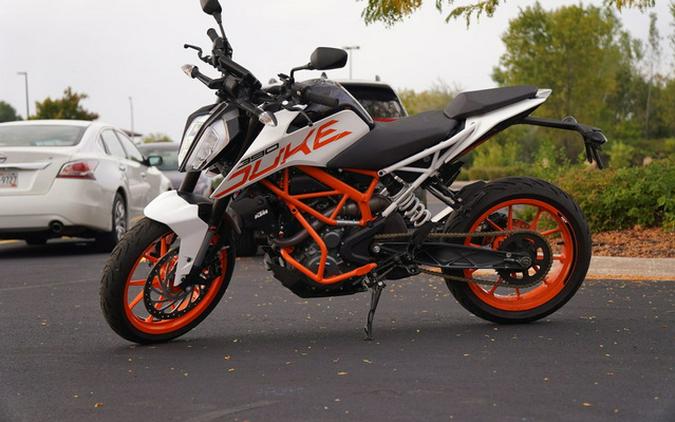 2017 KTM Duke 390