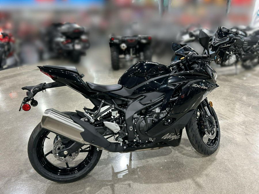 2026 Kawasaki NINJA ZX-4R ABS