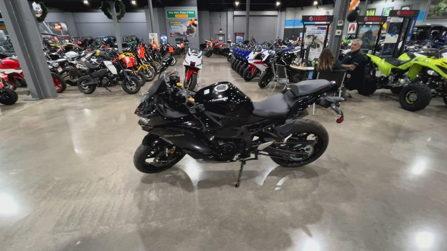 2026 Kawasaki NINJA ZX-4R ABS