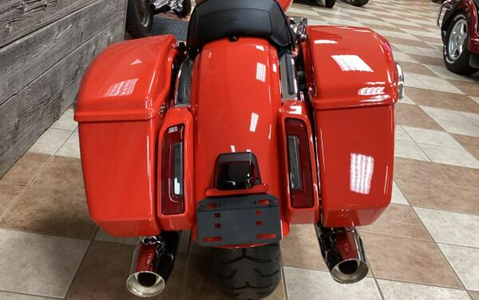 2026 Harley-Davidson® Street Glide® Blood Orange - Chrome