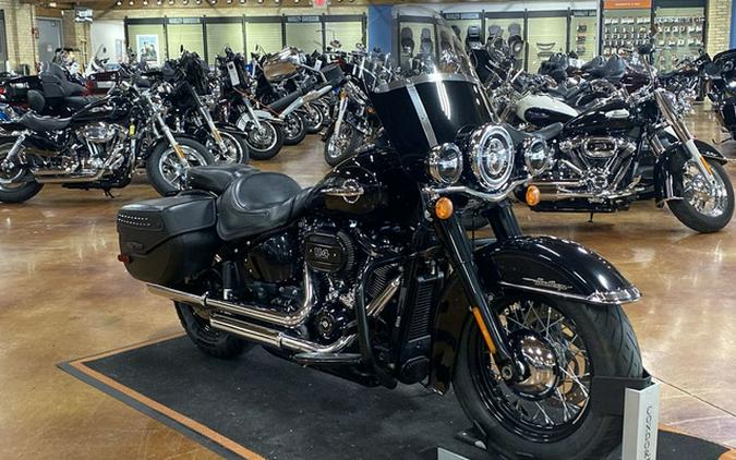 2020 Harley-Davidson FLHCS - Heritage Classic 114