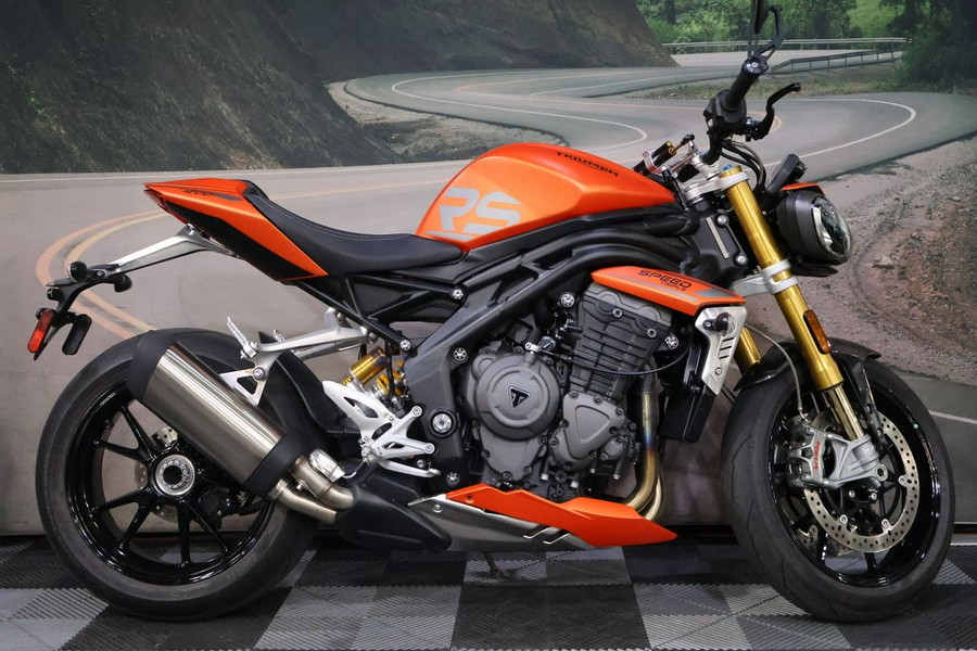 2023 Triumph Speed Triple 1200 RS Matte Baja Orange