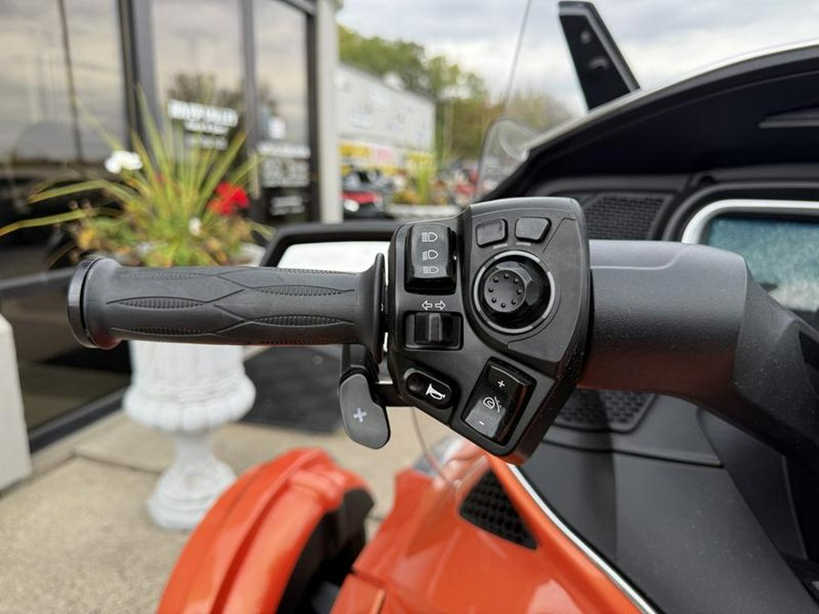 2019 Can-Am® Spyder® RT Limited Chrome