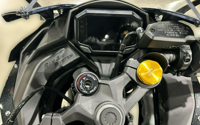 2026 Kawasaki NINJA ZX-4R ABS