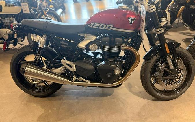 2026 Triumph Speed Twin 1200 Carnival Red/Sapphire Black