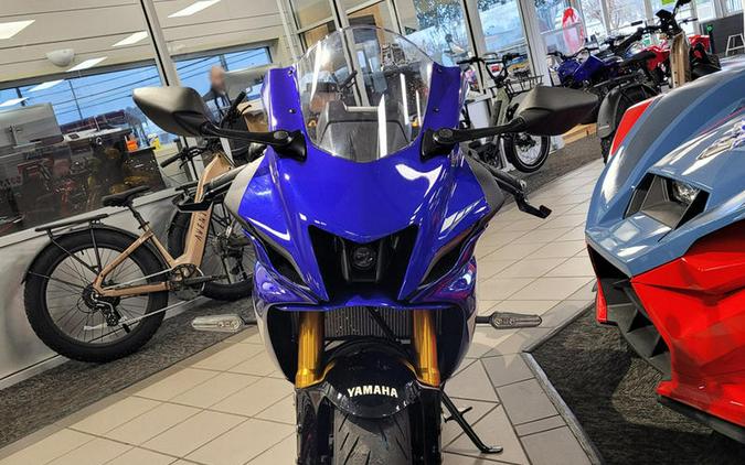 2025 Yamaha YZF-R7