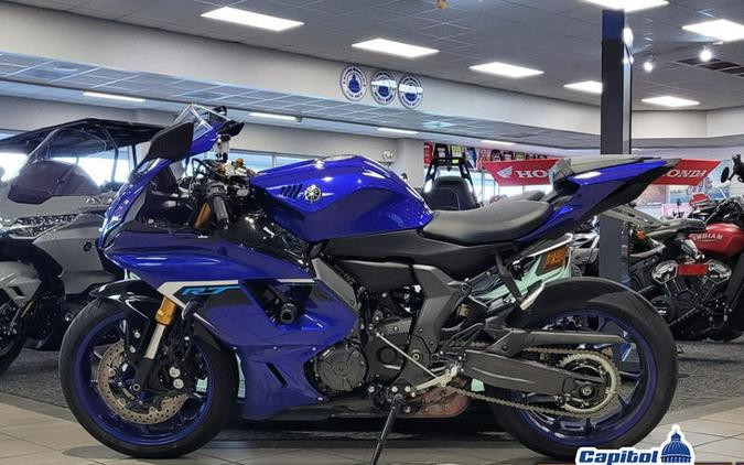 2025 Yamaha YZF-R7