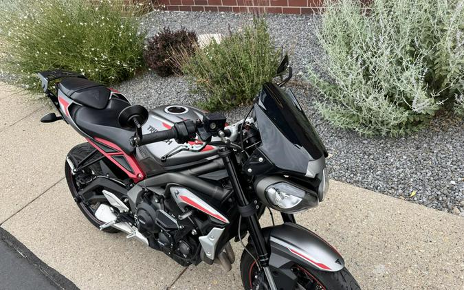 2021 Triumph Street Triple R Matte Silver Ice