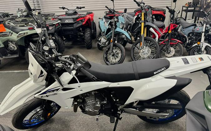 2025 Suzuki DR-Z4SM