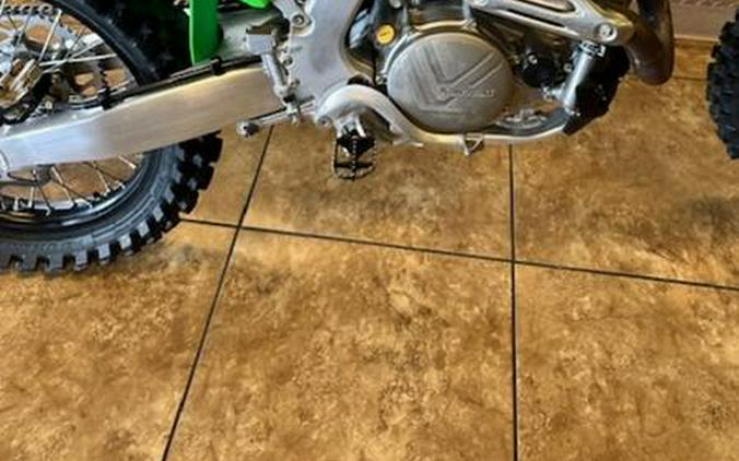 2023 Kawasaki KX™450