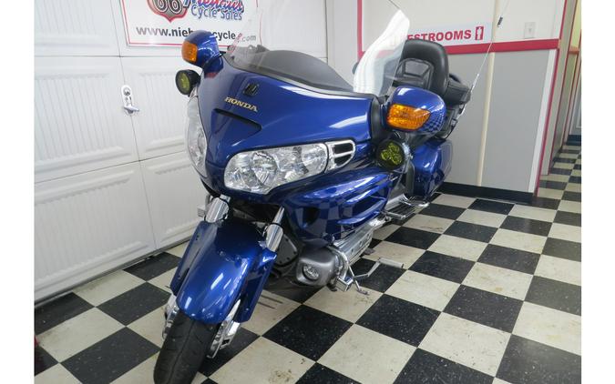 2001 Honda GL1800A1