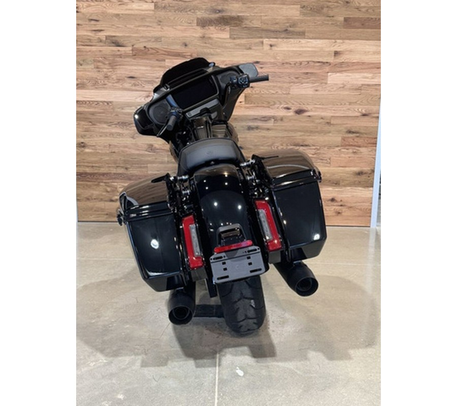 2026 Harley-Davidson Street Glide FLHX