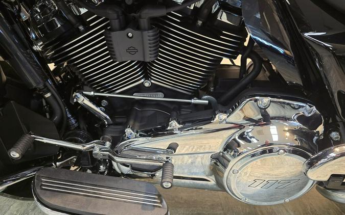 2026 Harley-Davidson® Street Glide Limited Olive Steel Metallic / V Blk Chrome FLHXL