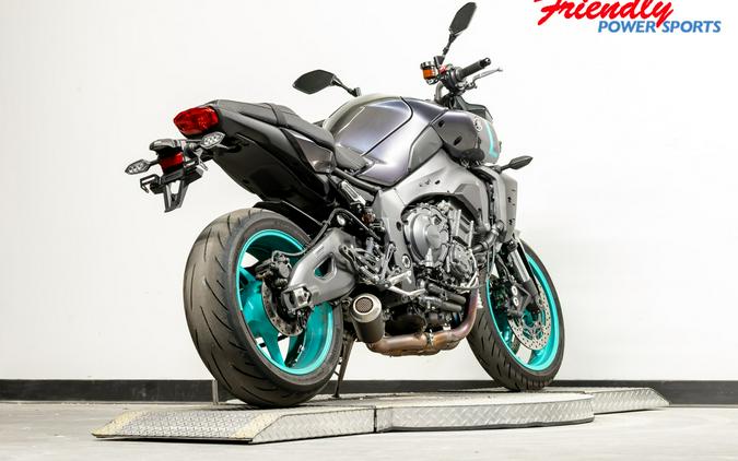 2024 YAMAHA MT-10