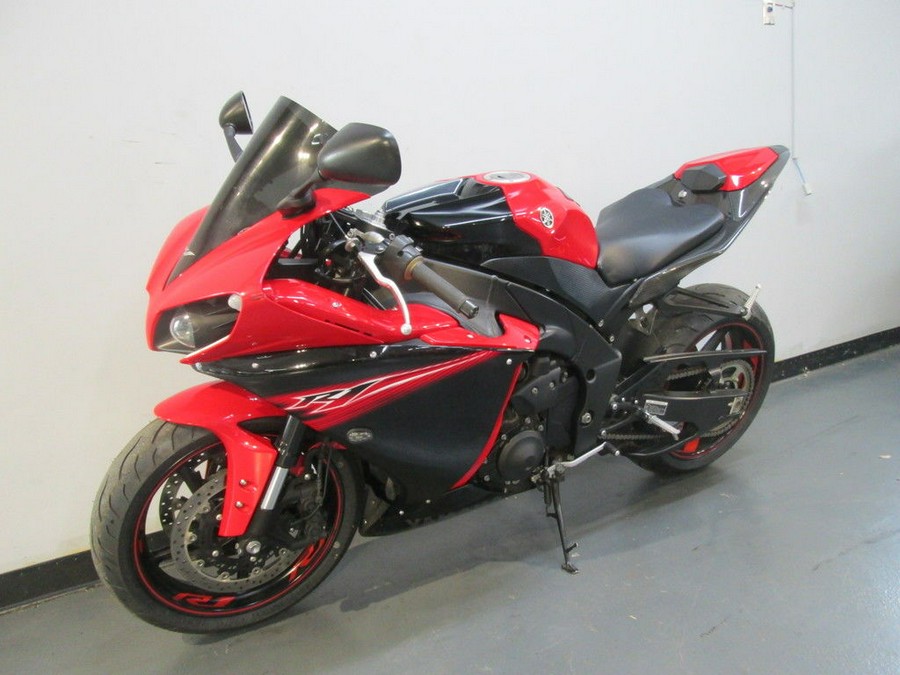 2013 Yamaha YZF-R1