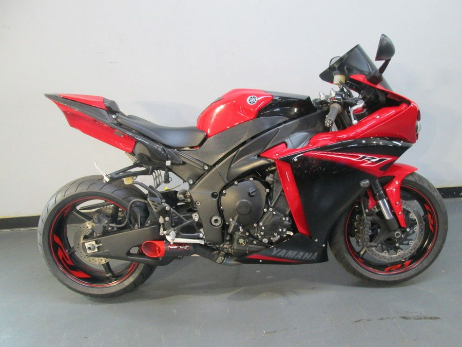 2013 Yamaha YZF-R1