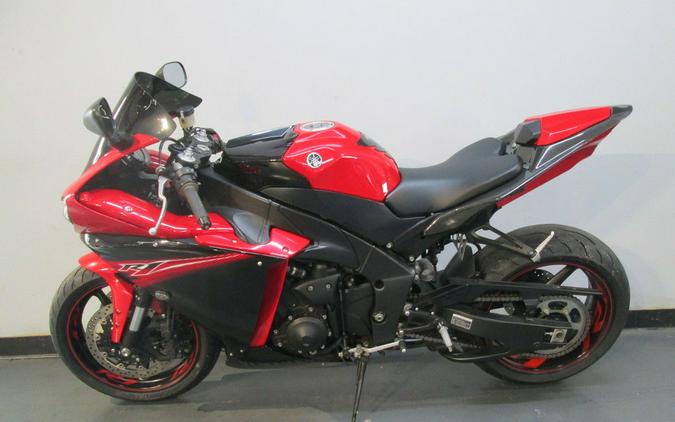 2013 Yamaha YZF-R1