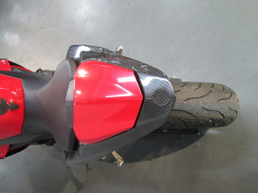 2013 Yamaha YZF-R1