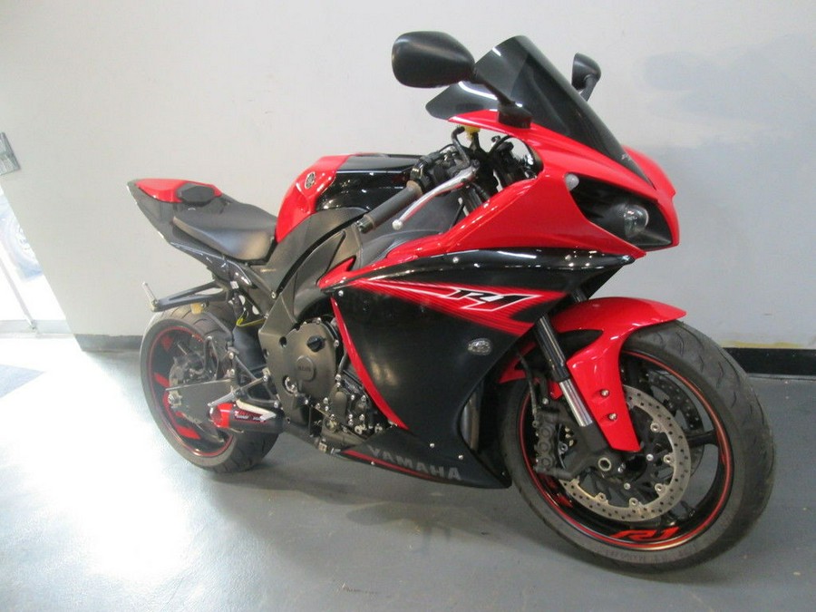 2013 Yamaha YZF-R1