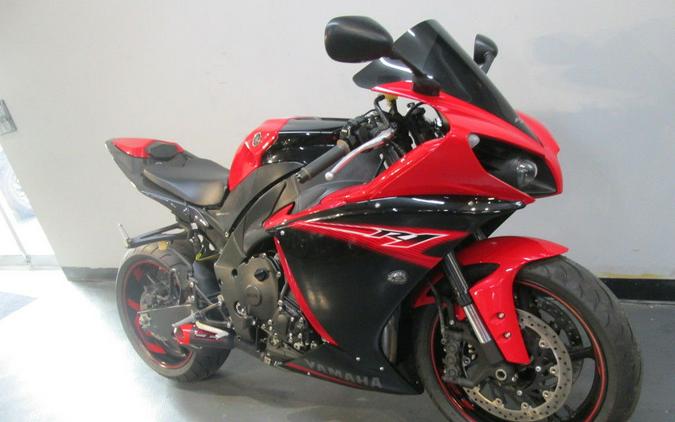 2013 Yamaha YZF-R1