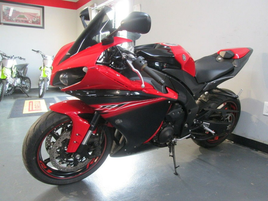 2013 Yamaha YZF-R1