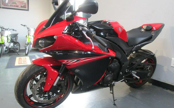 2013 Yamaha YZF-R1