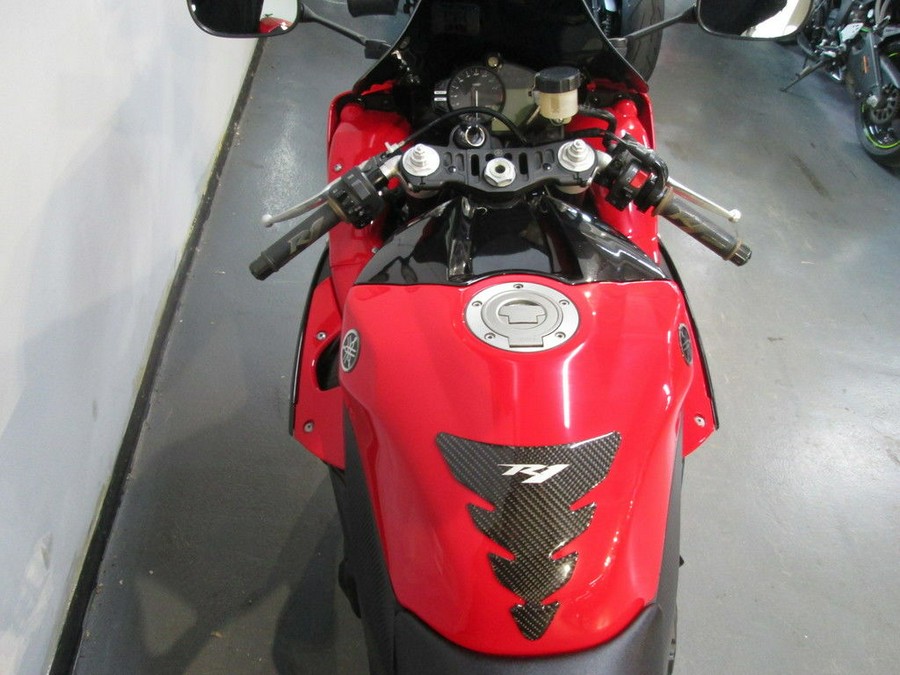 2013 Yamaha YZF-R1