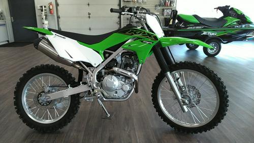 2021 Kawasaki KLX230R S Review (20 Fast Facts for Trail Bike Riders)