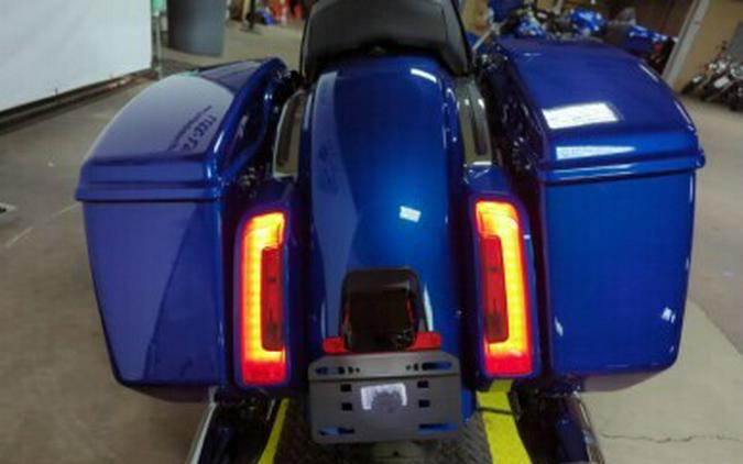 2024 Harley-Davidson® Street Glide® Blue Burst Chrome Trim