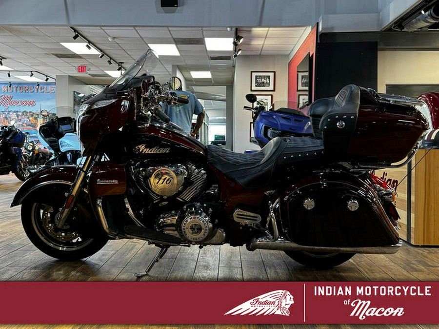 2021 Indian Motorcycle® Roadmaster® Maroon Metallic/Crimson Metallic