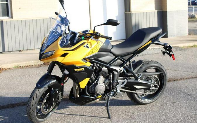 2026 Triumph Tiger Sport 800 Cosmic Yellow/Sapphire Black