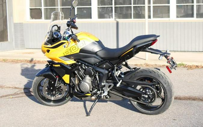 2026 Triumph Tiger Sport 800 Cosmic Yellow/Sapphire Black