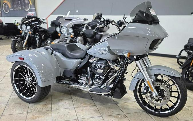 2024 Harley-Davidson® FLTRT - Road Glide® 3