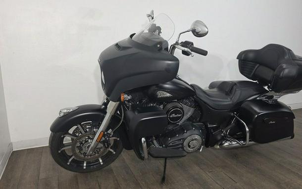 2020 Indian Roadmaster Dark Horse Thunder Black Smoke