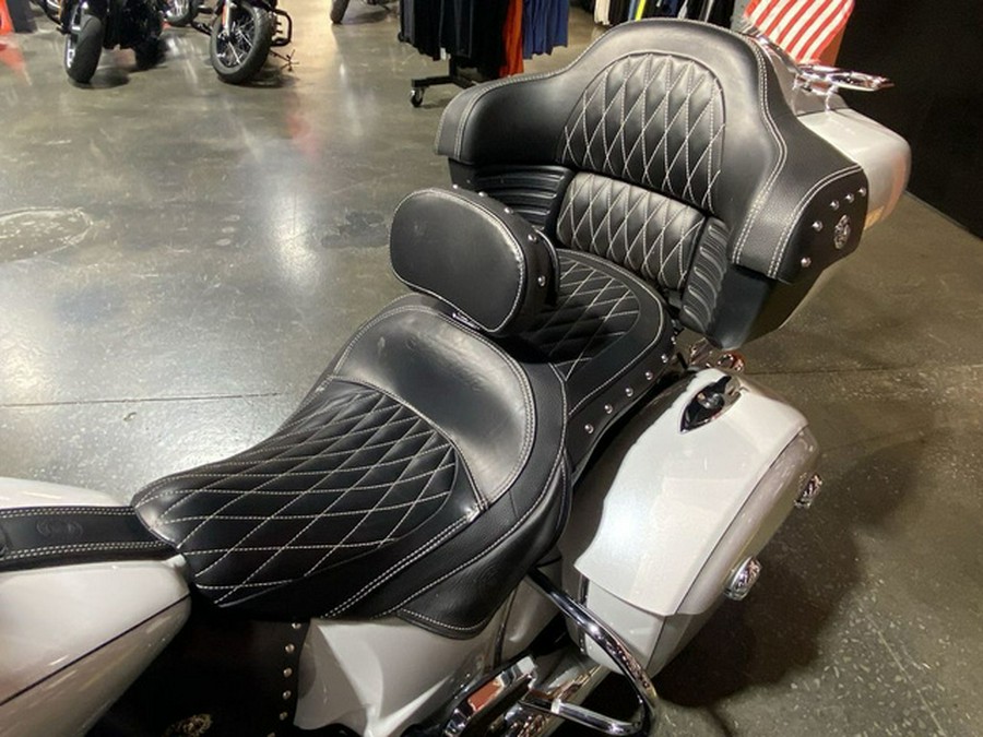 2018 Indian Roadmaster ABS Thunder Black