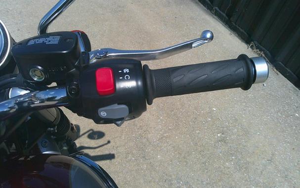 2025 Triumph Bonneville T120 - Elvis Presley Edition Carnival R