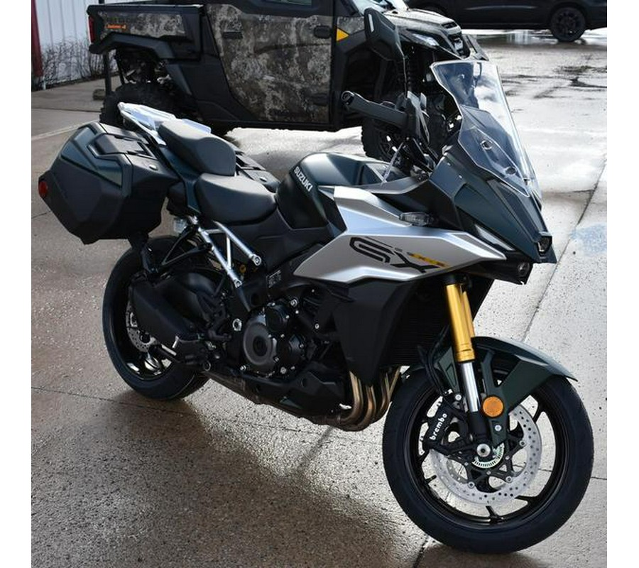 2024 Suzuki GSX-S1000GX Plus