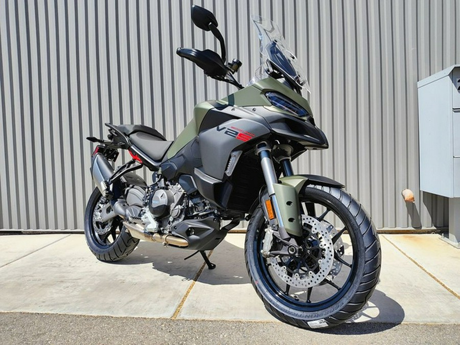 2025 Ducati Multistrada V2S Storm Green