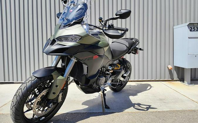 2025 Ducati Multistrada V2S Storm Green