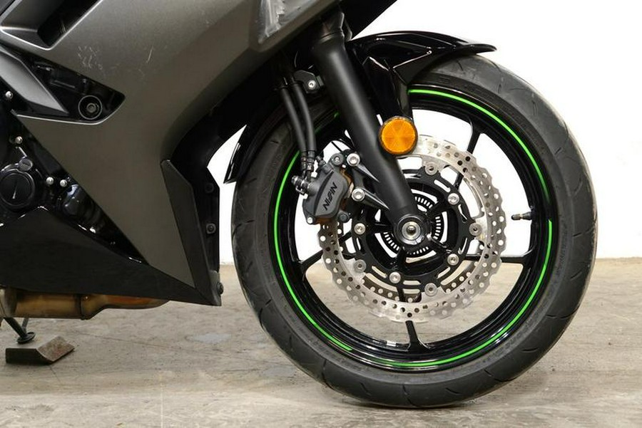 2024 Kawasaki Ninja® 650 Metallic Matte Dark Gray/Metallic Spark Black