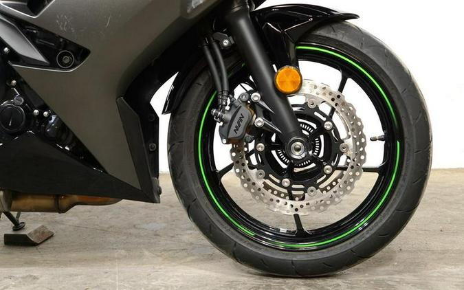 2024 Kawasaki Ninja® 650 Metallic Matte Dark Gray/Metallic Spark Black