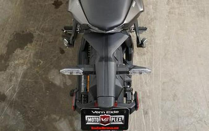 2024 Kawasaki Ninja® 650 Metallic Matte Dark Gray/Metallic Spark Black