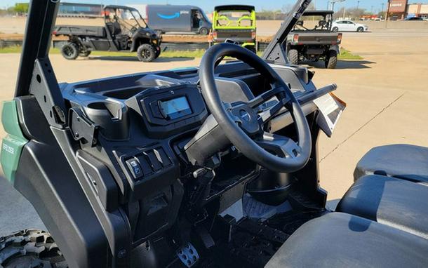2026 Can-Am Defender MAX DPS HD7 Compass Green