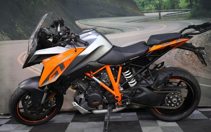 2017 KTM 1290 Super Duke GT