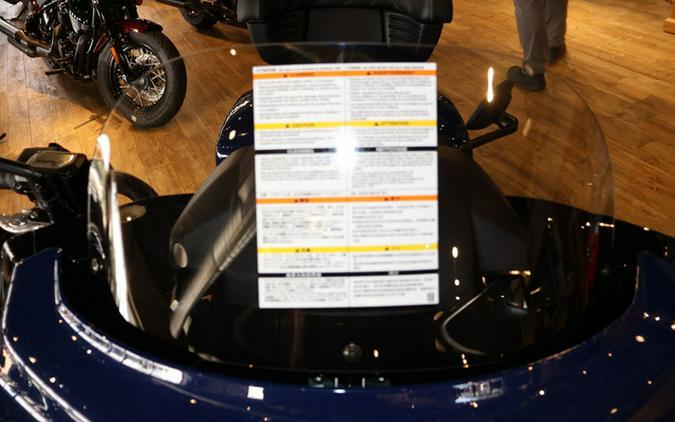 2025 Indian Pursuit Dark Horse Springfield Blue Vivid Crysta